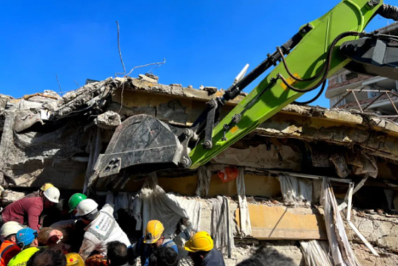 Turkey's Aurora Green on Strong Earthquake Ruins