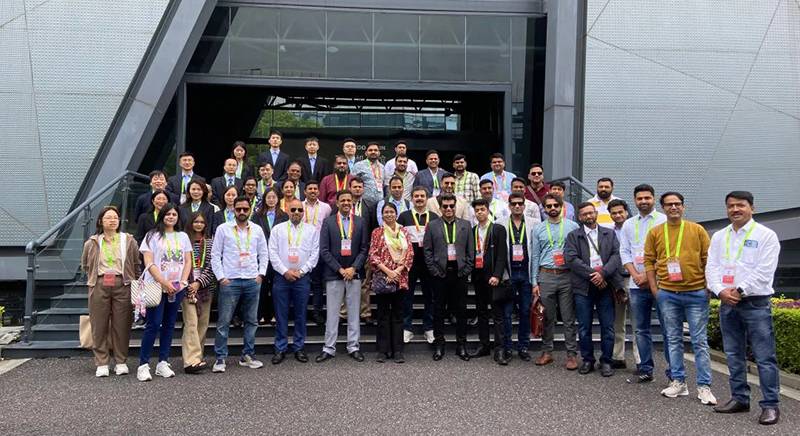 Technology Salutes to the New Era — Indian Construction Machinery Delegation Visits ZOOMLION