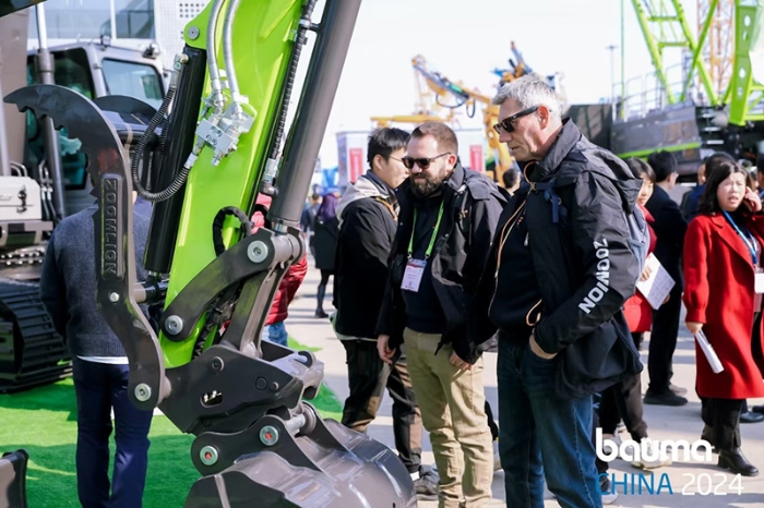 Zoomlion Showcases Groundbreaking Machinery and Smart Solutions at bauma CHINA 2024
