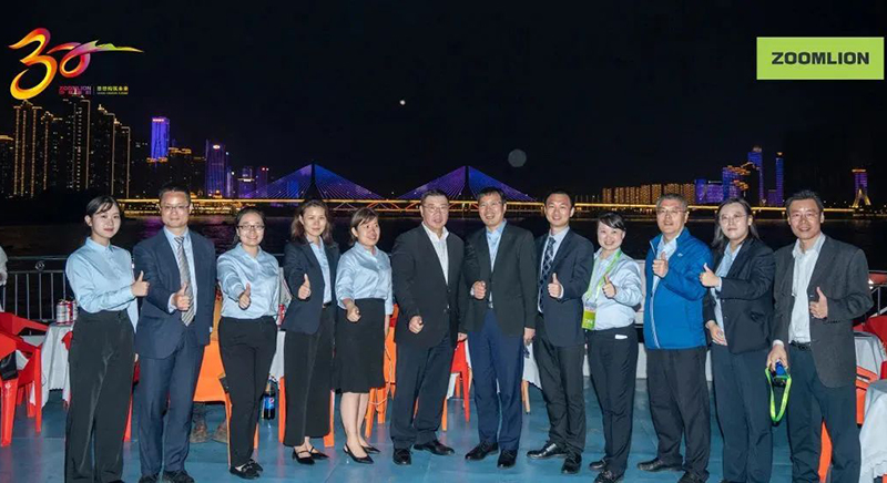 Technology Salutes to the New Era! Foreign Diplomats Visit ZOOMLION