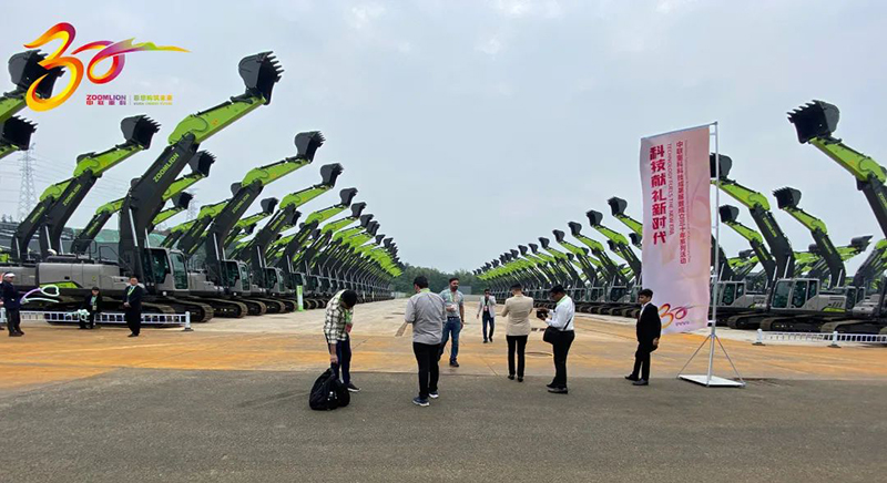 Technology Salutes to the New Era — Indian Construction Machinery Delegation Visits ZOOMLION