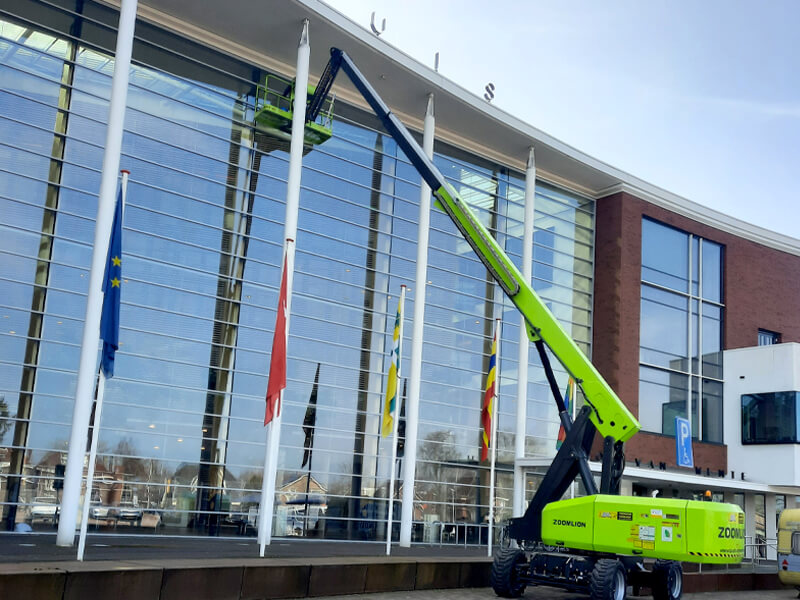 Telescopic Boom Lift ZT26J Working in Goor, Netherlands