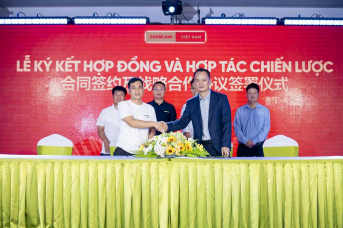 Zoomlion Unveils New-Generation Earthmoving Equipment in Vietnam
