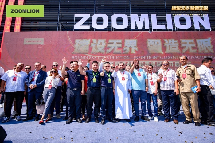 Zoomlion Unveils the World’s Largest All-Terrain Crane