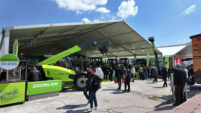 Hybrid Tractor Debuts in Turkey! Zoomlion Agricultural Machinery Shines at the 22nd Konya TUYAP Agricultural Fair