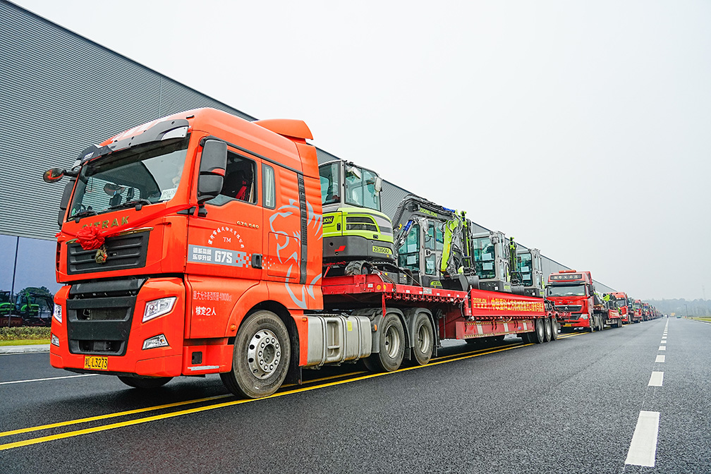 Zoomlion Delivers Nearly 200 Units of Earthmoving Machinery Equipment to Australia and Europe