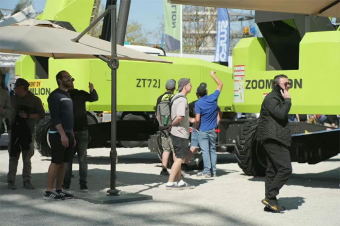 Global Customers Praise Chinese Intelligent Manufacturing: Zoomlion Wins Success at Bauma 2025
