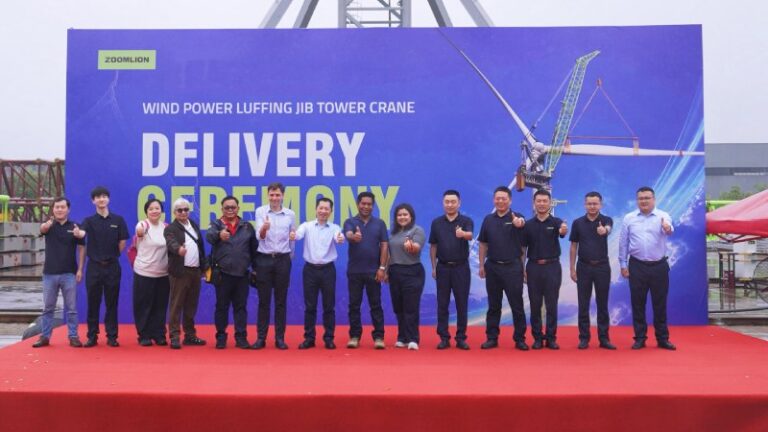 Zoomlion's Ultra-Large Wind Power Tower Crane Delivered Again to Thailand