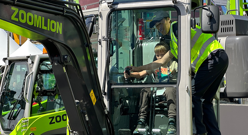 Seizing Opportunities and Forging Ahead | Zoomlion Earthmoving Machinery Stands out at CONEXPO-CON/AGG 2023!