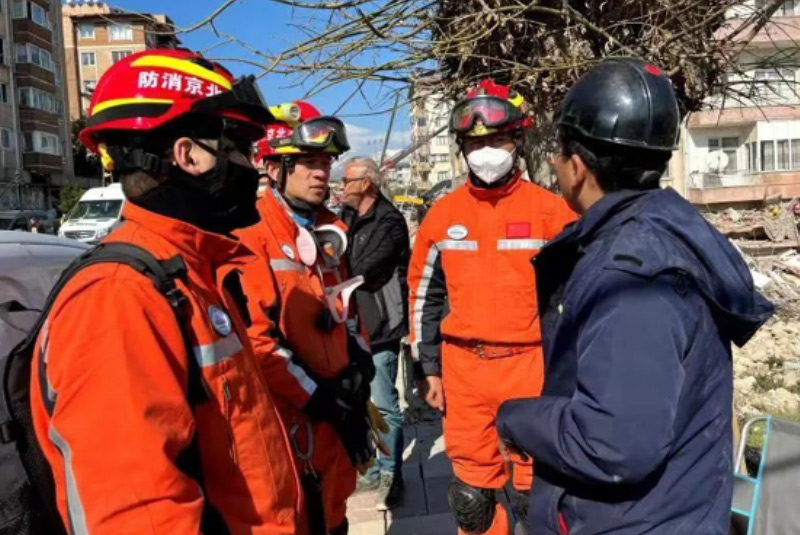Turkey's Aurora Green on Strong Earthquake Ruins