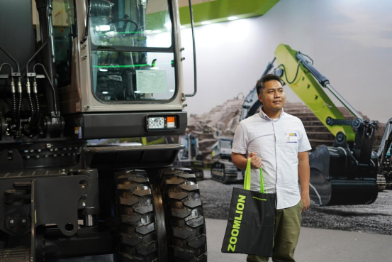 Aurora Green Star Assembles in Manila: ZOOMLION Shines at the Philippine Construction Machinery Exhibition