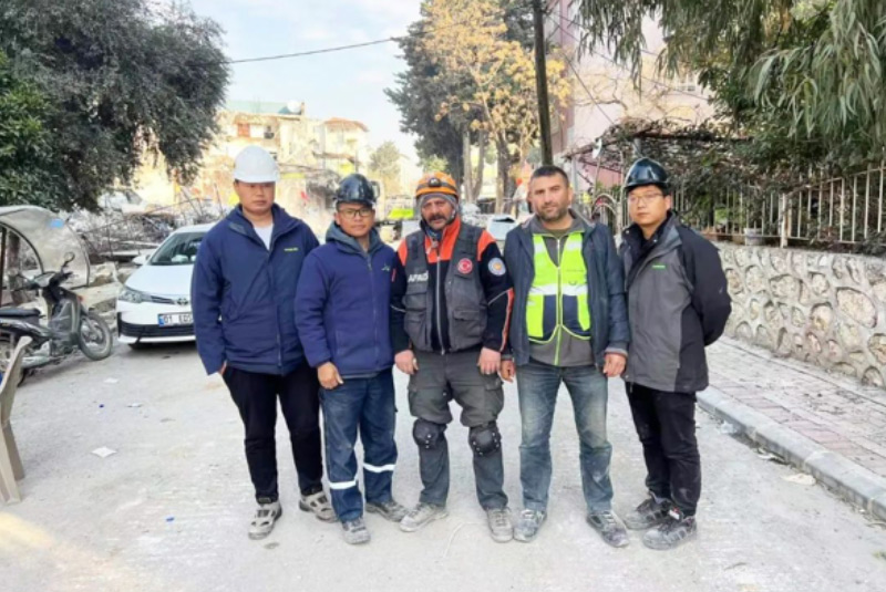 Turkey's Aurora Green on Strong Earthquake Ruins