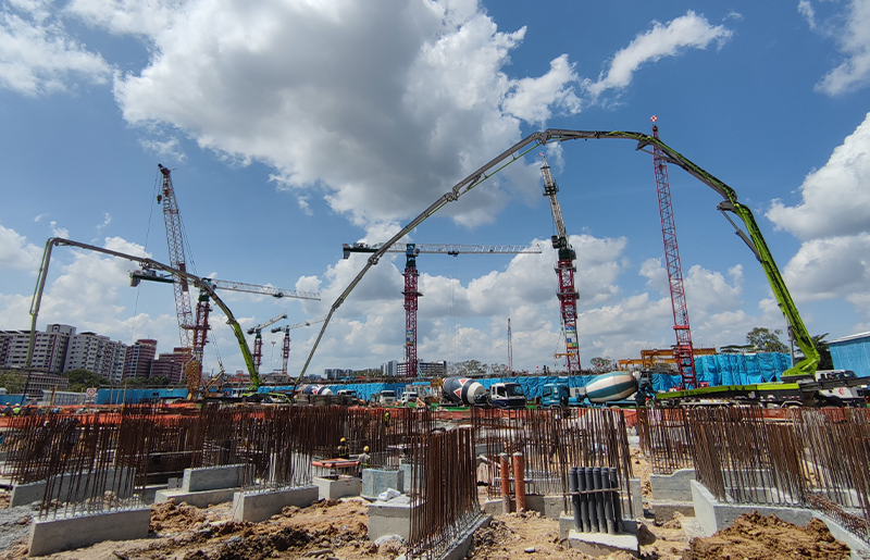 Truck Pump 63X-7RZ working at Singapore - Brazil Government Housing Project