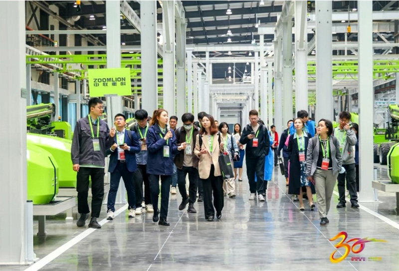 Technology Fuels the New Era:Zoomlion Smart City Fully Displays Chinese Intelligent Manufacturing
