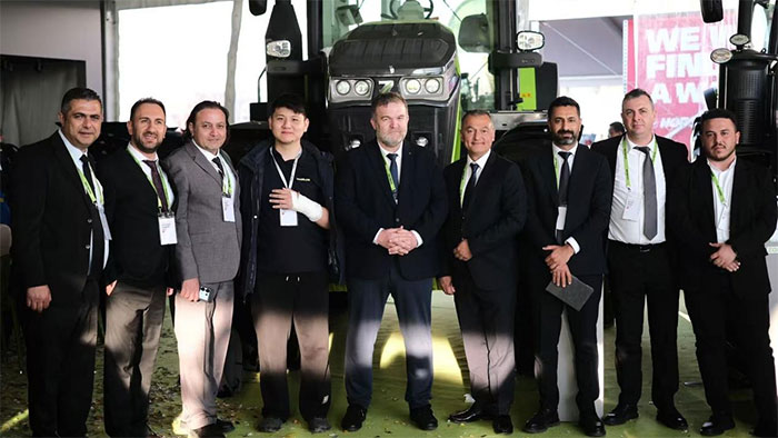 Hybrid Tractor Debuts in Turkey! Zoomlion Agricultural Machinery Shines at the 22nd Konya TUYAP Agricultural Fair