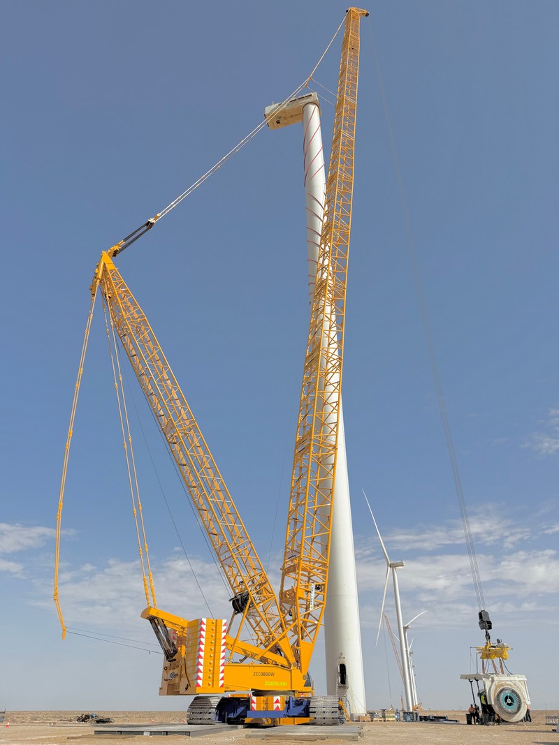 Zoomlion's Large-tonnage Cranes Assists in the Construction of Morocco's Wind Power Project
