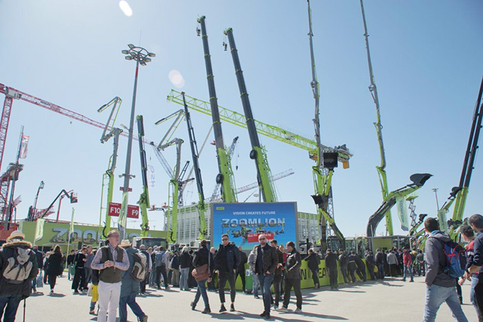 Intelligent Machines Draw Huge Crowds! Zoomlion's Construction Cranes Shine at Bauma 2025
