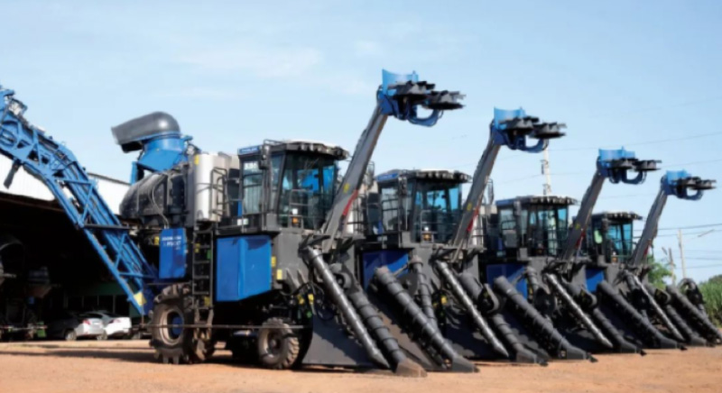 News in Chinese New Year丨Zoomlion's Tractor Delivered to the World's Largest Sugar Manufacturer