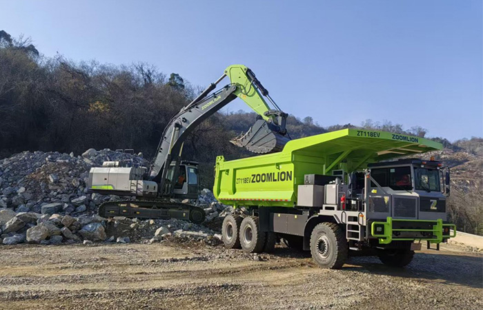 Zoomlion's ZT118EV electric mining truck has been put into operation in batches in Changde, helping to build green and smart mines.