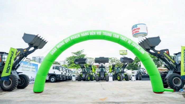 Zoomlion Unveils New-Generation Earthmoving Equipment in Vietnam